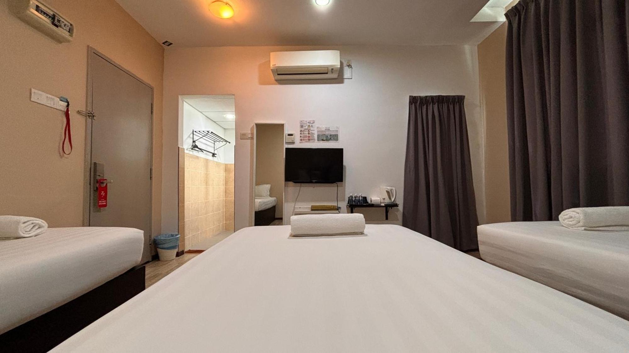 Ada Hotel & Apartment Kuala Terengganu Exterior photo