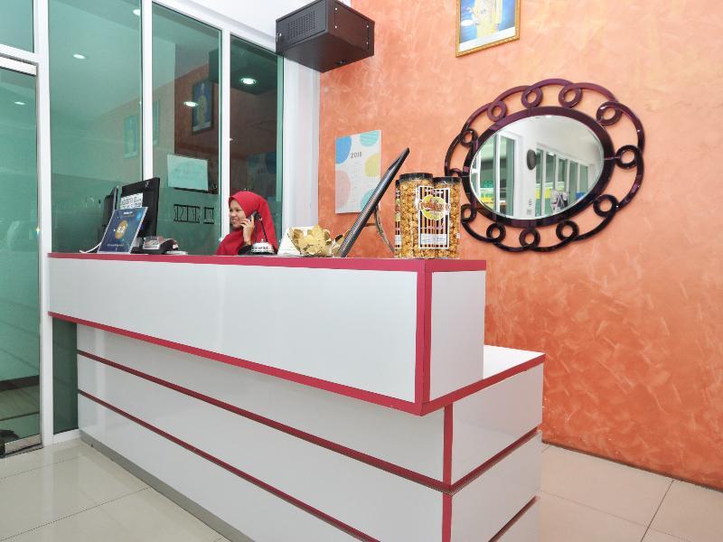 Ada Hotel & Apartment Kuala Terengganu Exterior photo