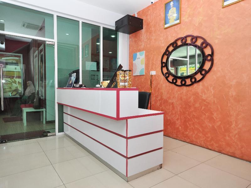 Ada Hotel & Apartment Kuala Terengganu Exterior photo