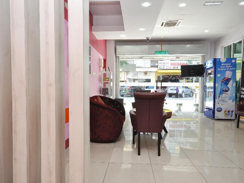 Ada Hotel & Apartment Kuala Terengganu Exterior photo